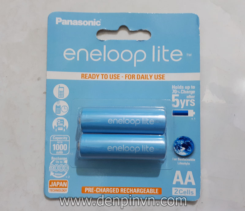 Pin sạc AA Panasonic Eneloop lite 1000mAh (Japan)
